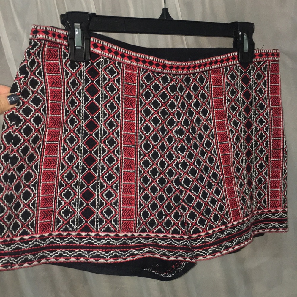 Forever21 Boho stitched shorts size Large